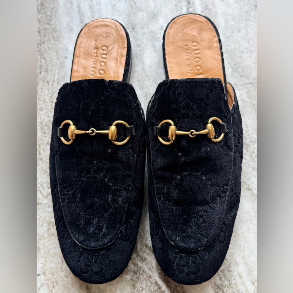 Gucci Black Loafers with Gold Detail
